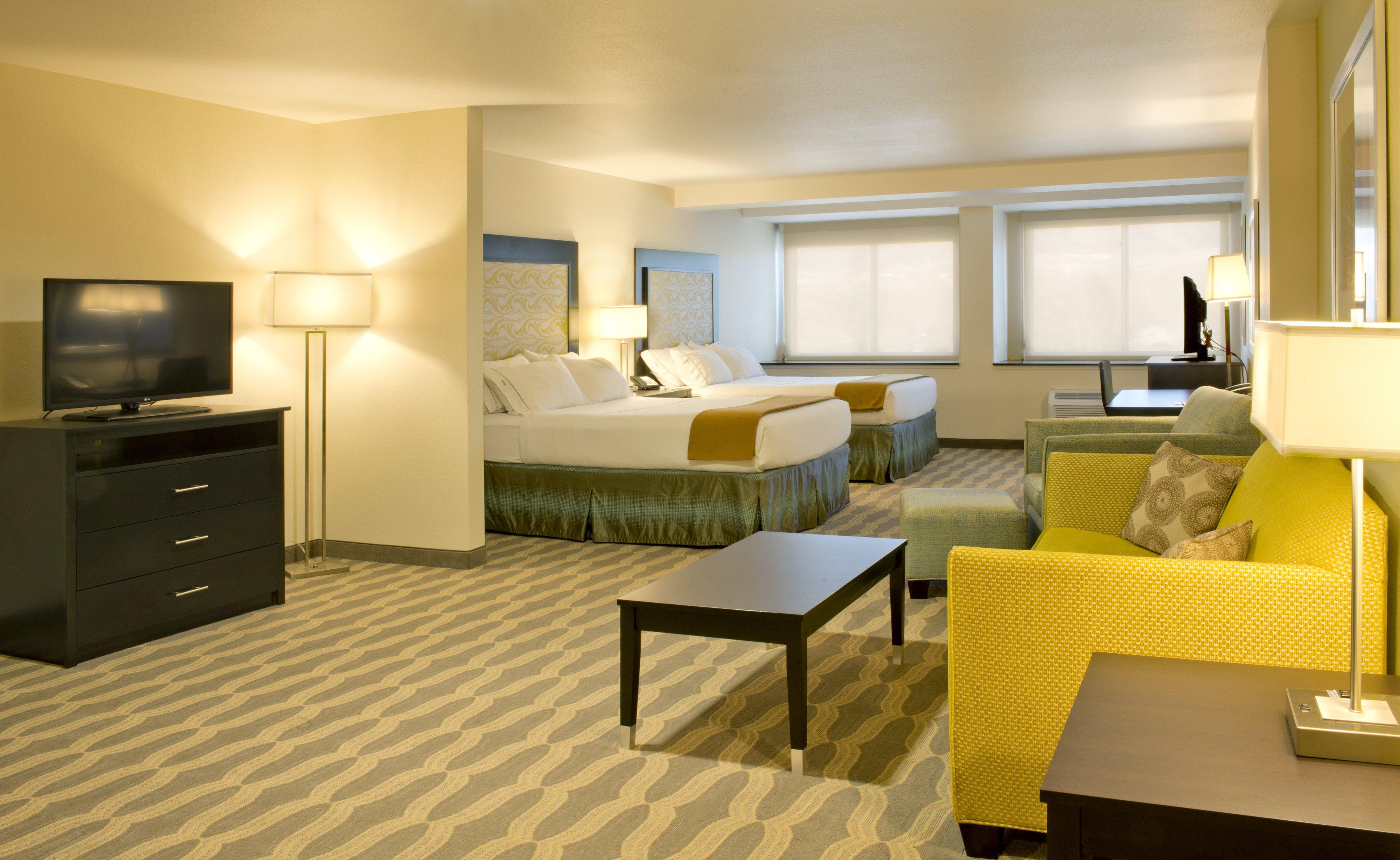 Holiday Inn Express & Suites Colorado Springs Central By Ihg Exterior photo